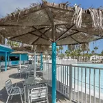 Oasis Duna Sol Y Sal Pool * كوراليهو