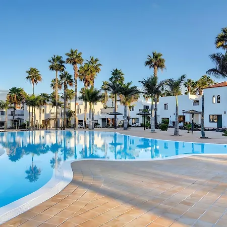 Oasis Duna Sol Y Sal Pool Corralejo